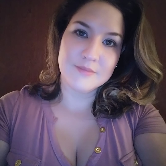 Meet your Posher, Valeria - Picture 1 of 1